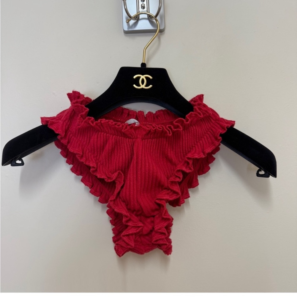 Are you am I  Ruffled Tiiu undie